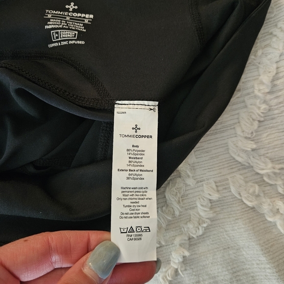 Tommie Copper Mens Pro-Grade Lower Back Support Undershorts - Black, Size Medium - Picture 6 of 7